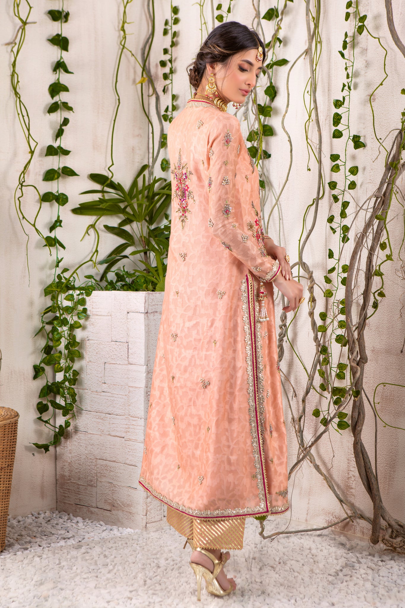 Nedah | Pakistani Designer Outfit | Sarosh Salman