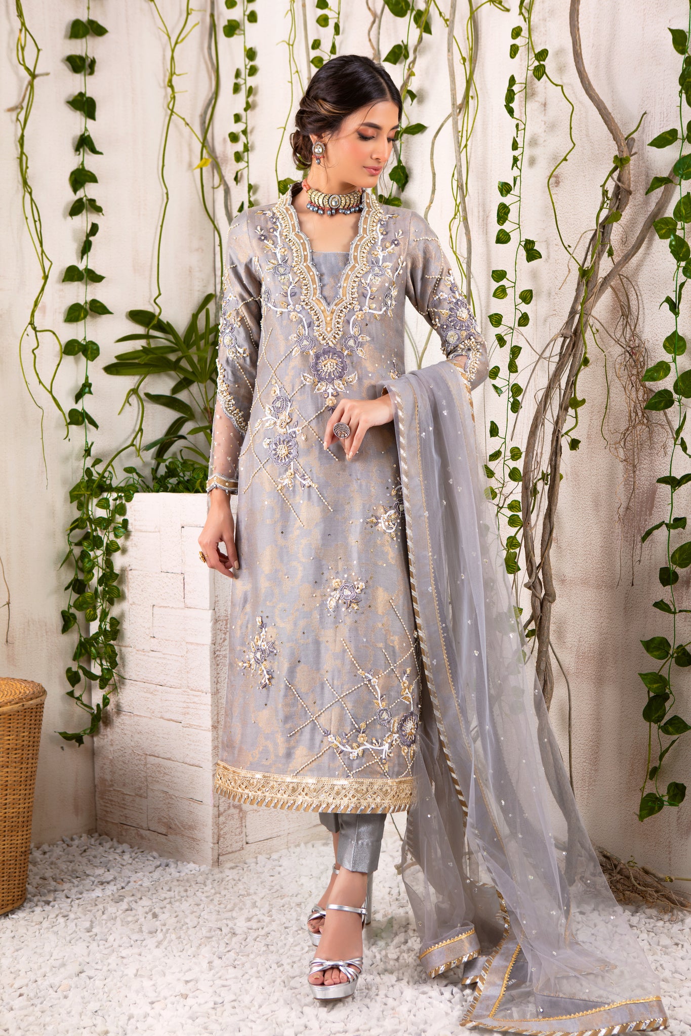 Mahsa | Pakistani Designer Outfit | Sarosh Salman