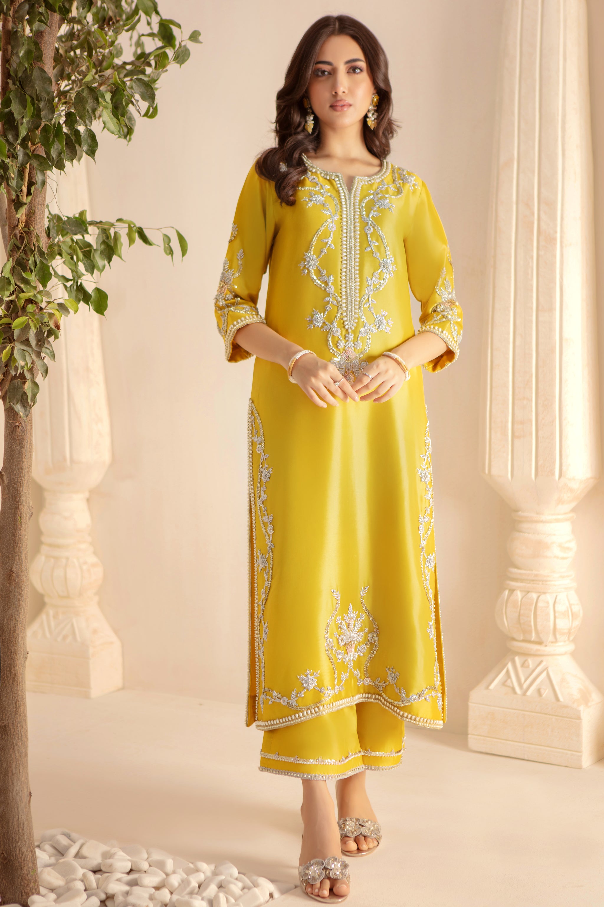 Kiara | Pakistani Designer Outfit | Sarosh Salman