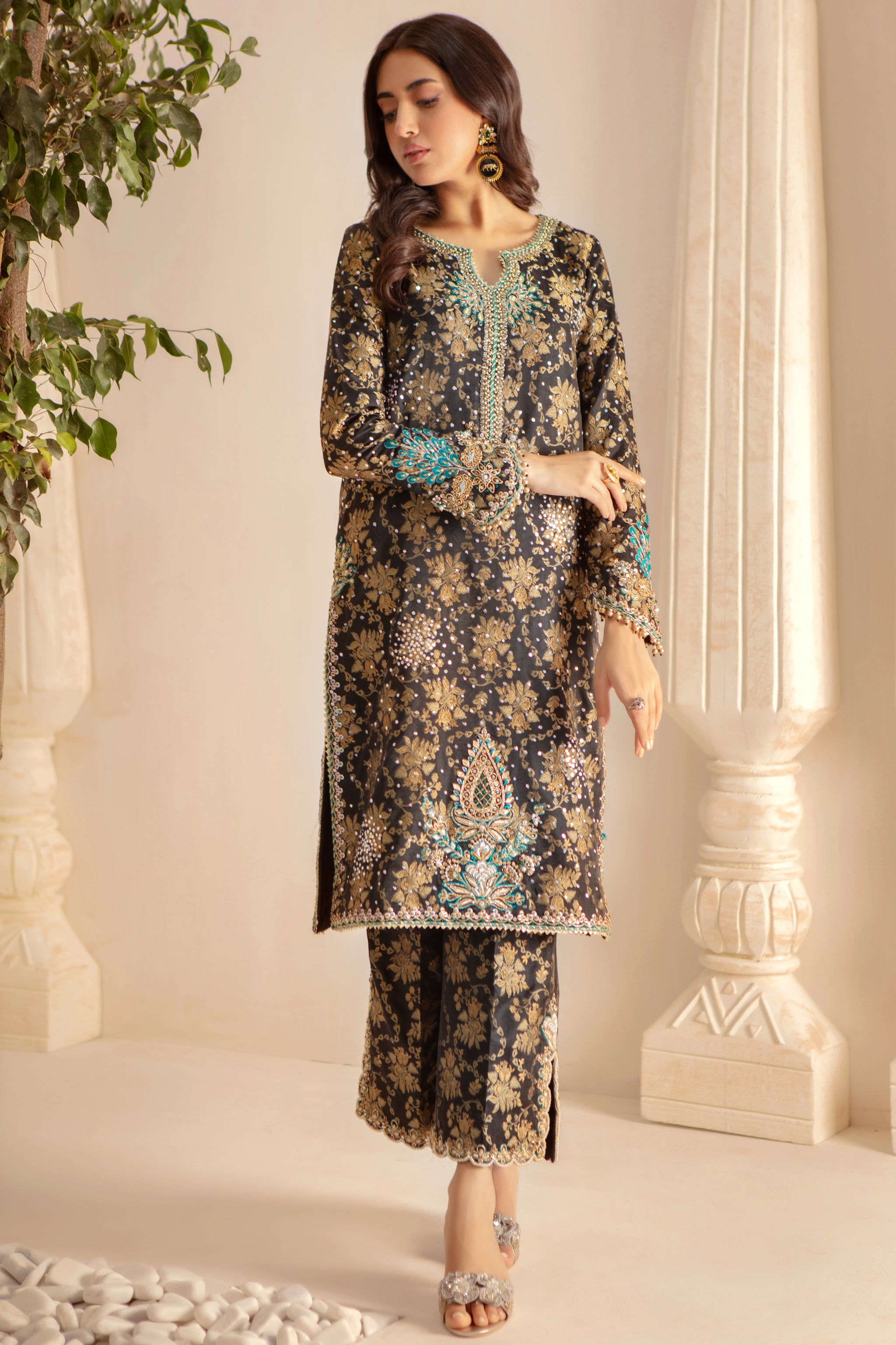 Zille | Pakistani Designer Outfit | Sarosh Salman