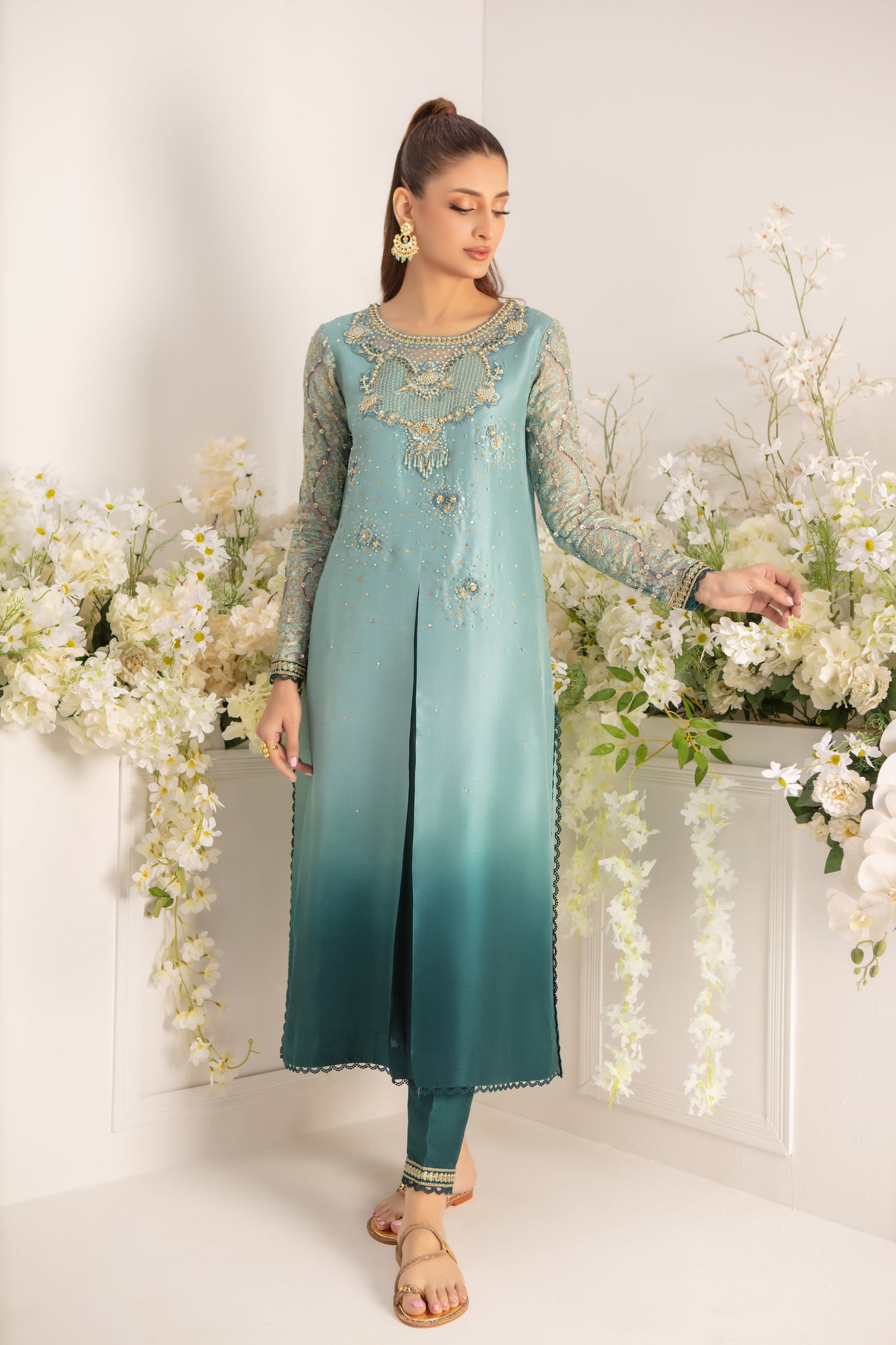 Ula | Pakistani Designer Outfit | Sarosh Salman
