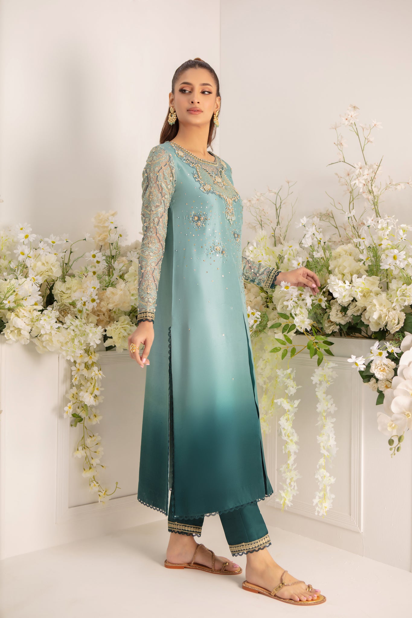 Ula | Pakistani Designer Outfit | Sarosh Salman