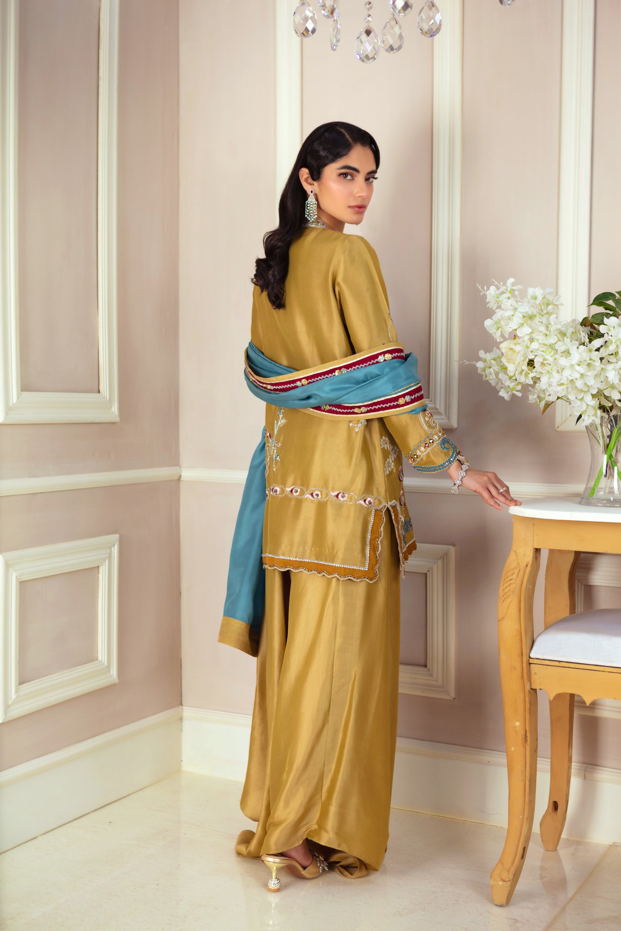 Awira | Pakistani Designer Outfit | Sarosh Salman