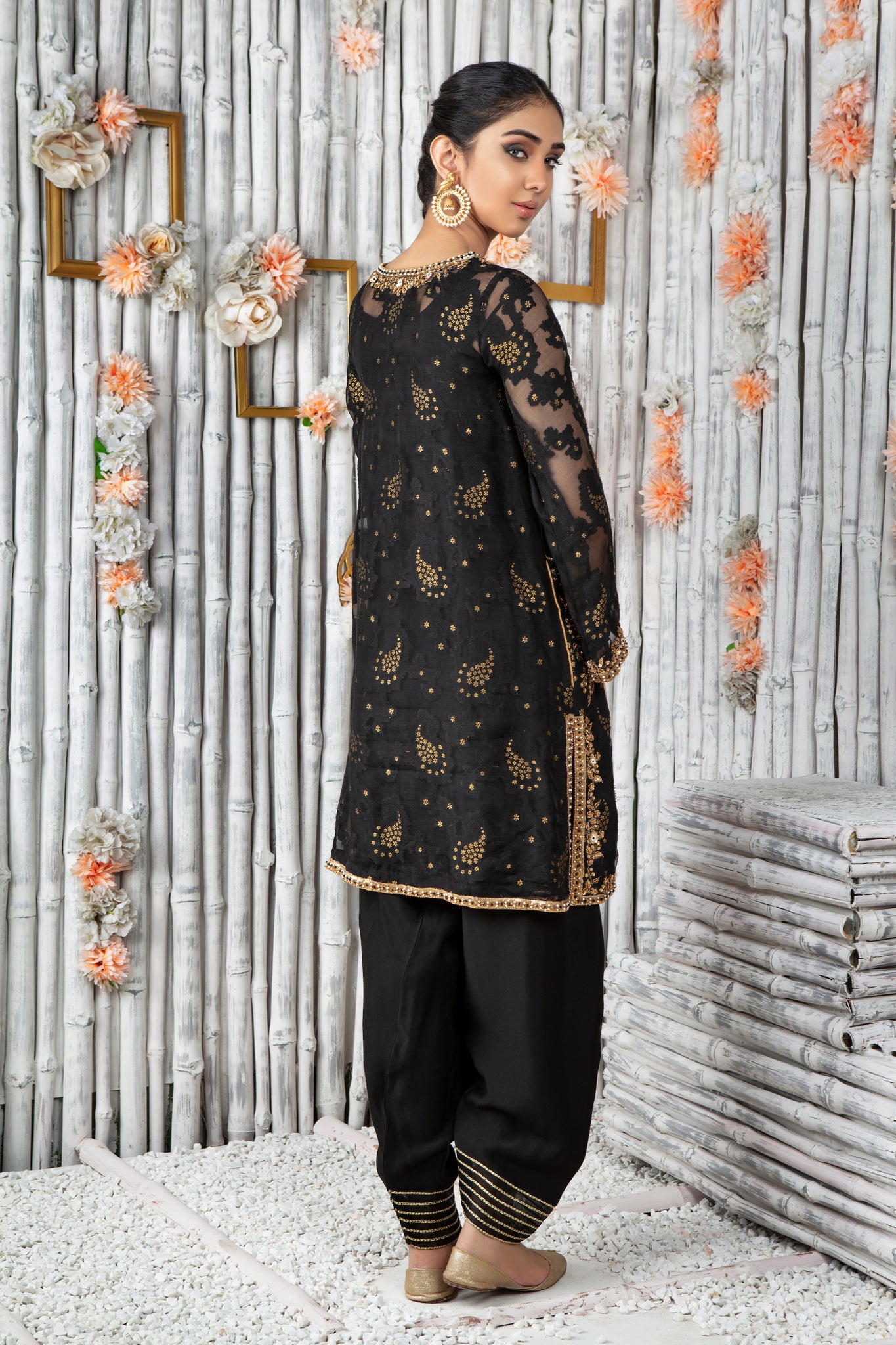 Onyx | Pakistani Designer Outfit | Sarosh Salman