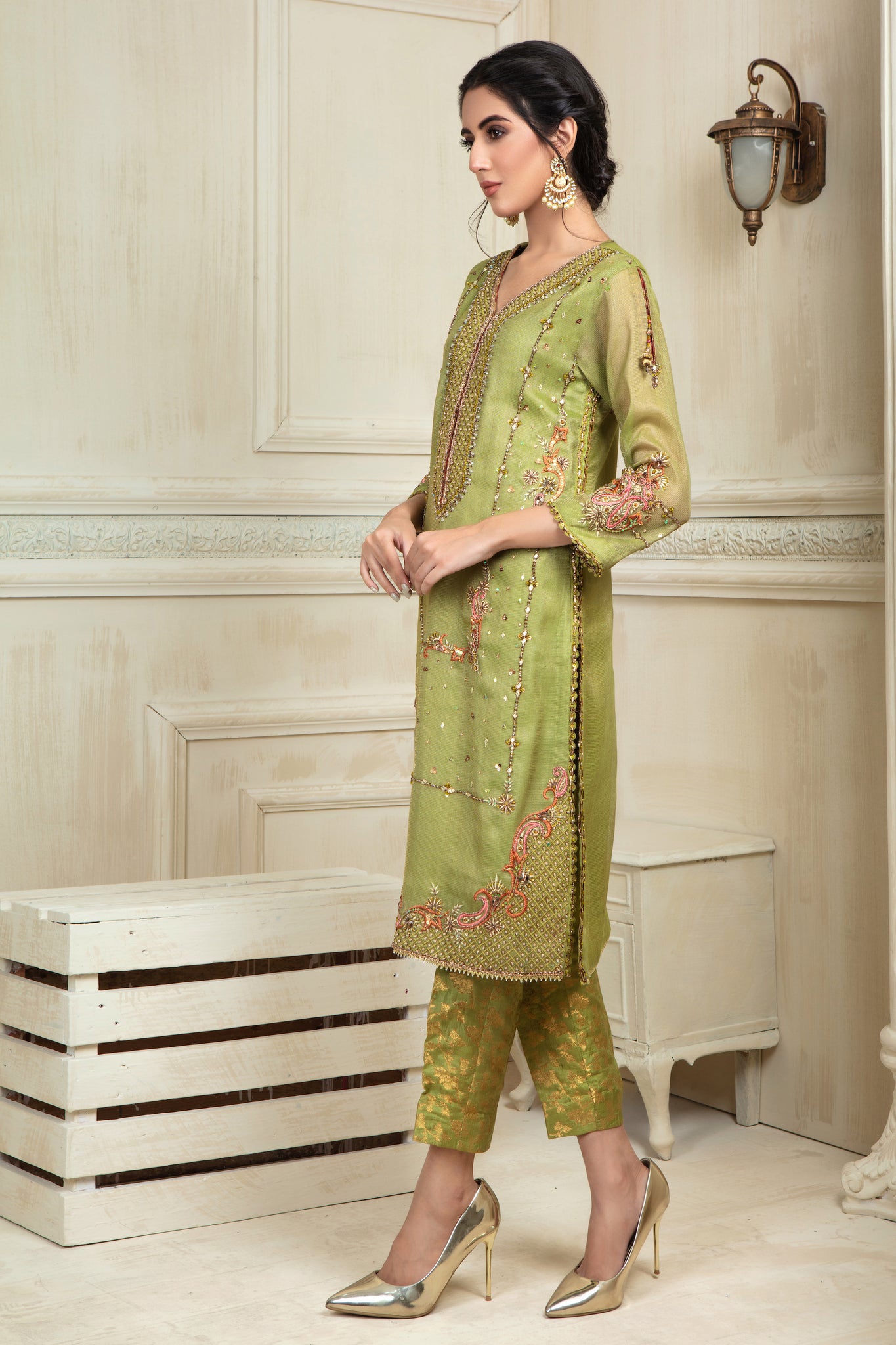 Finnah | Pakistani Designer Outfit | Sarosh Salman