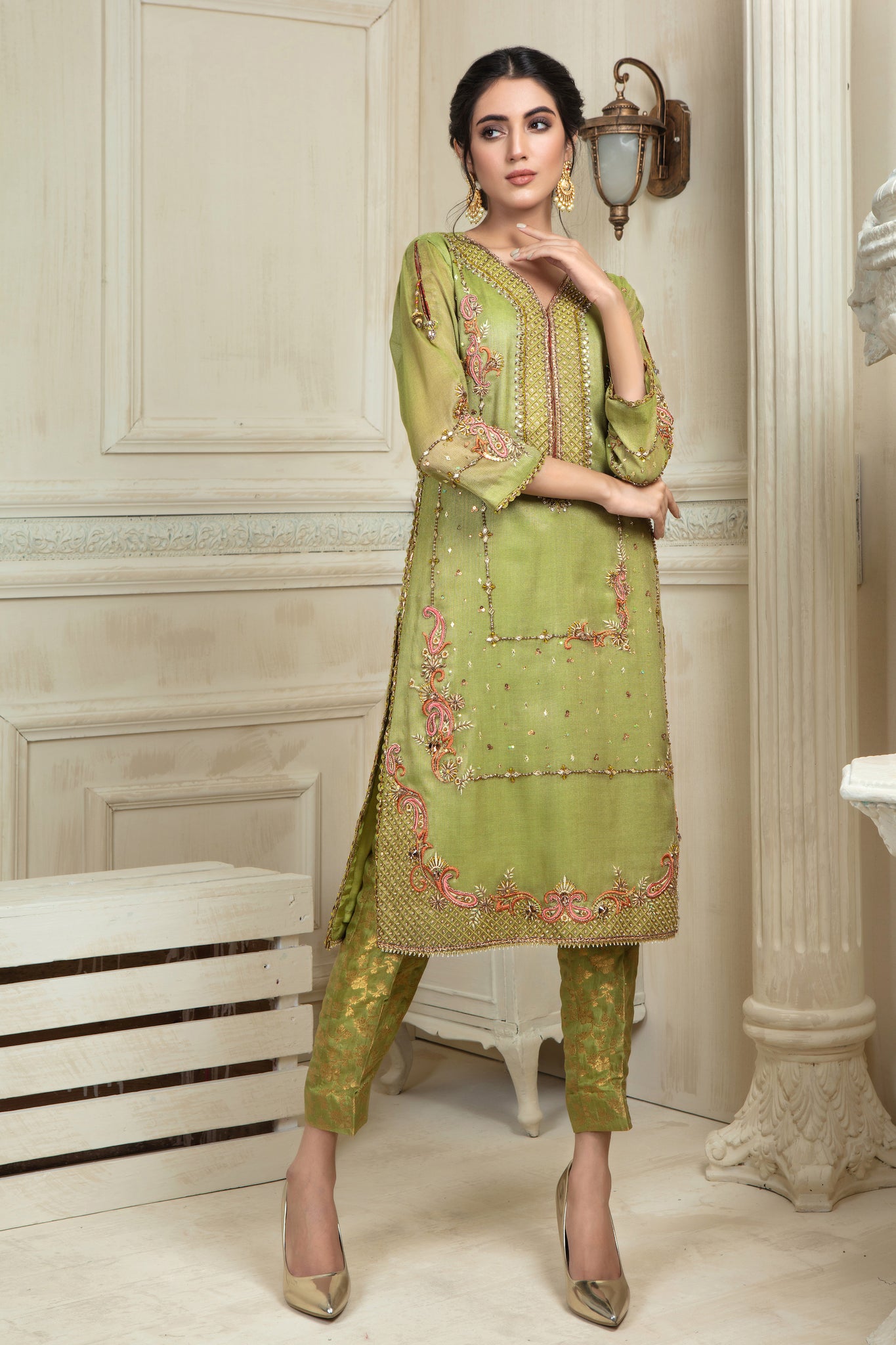 Finnah | Pakistani Designer Outfit | Sarosh Salman