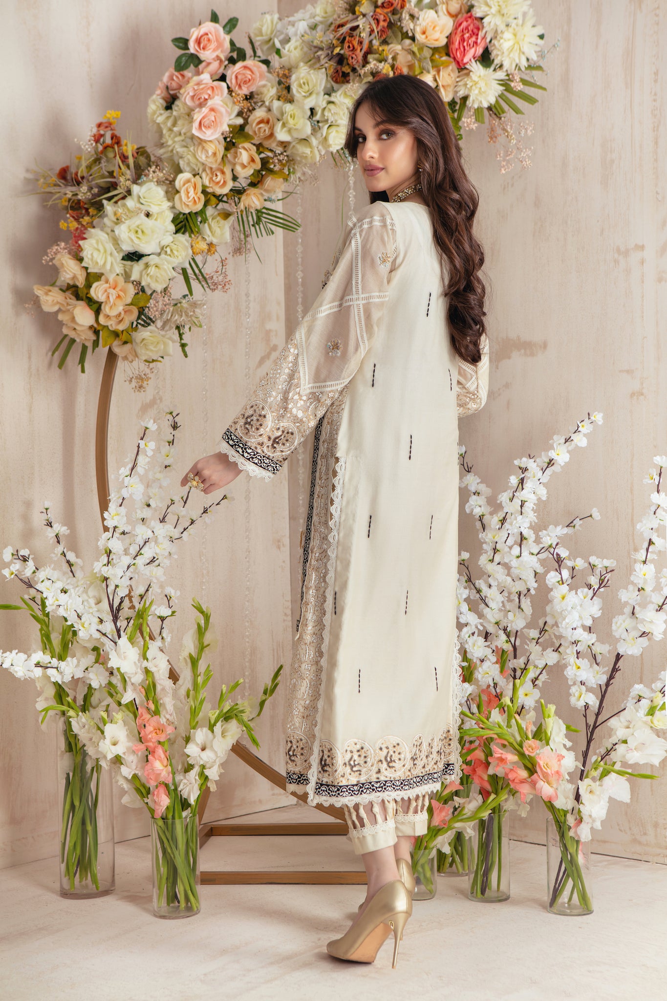 Vanilla Satin | Pakistani Designer Outfit | Sarosh Salman