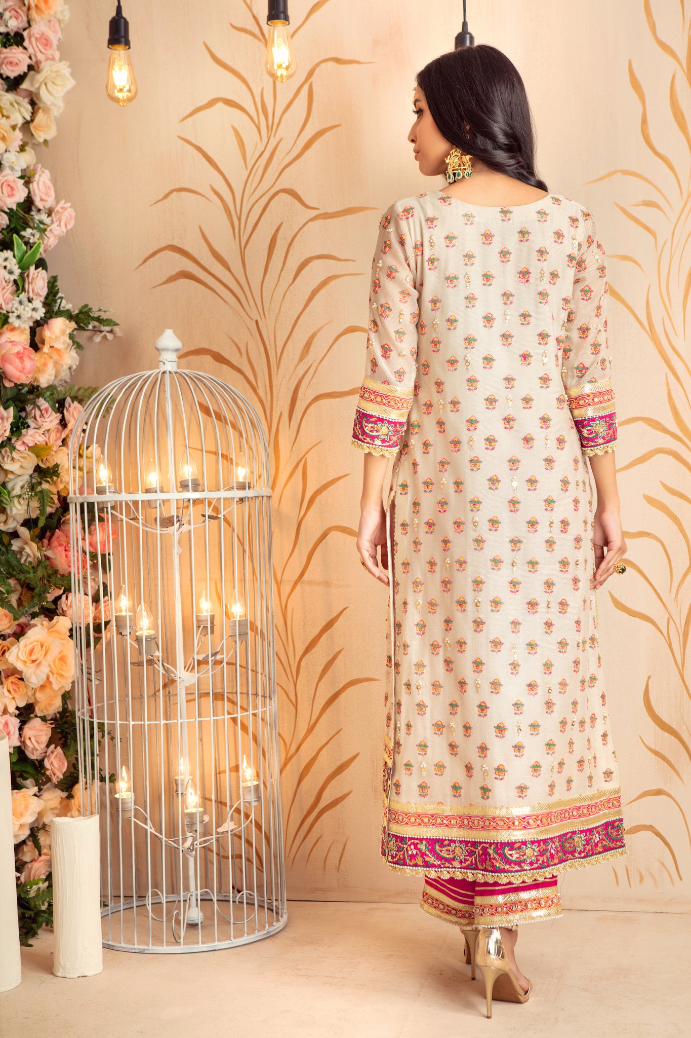 Pareshay | Pakistani Designer Outfit | Sarosh Salman