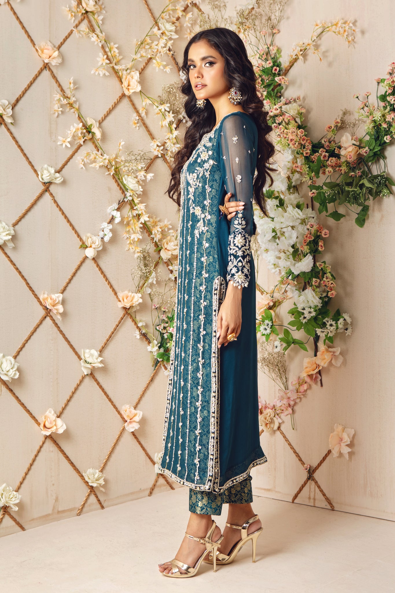 Azka | Pakistani Designer Outfit | Sarosh Salman