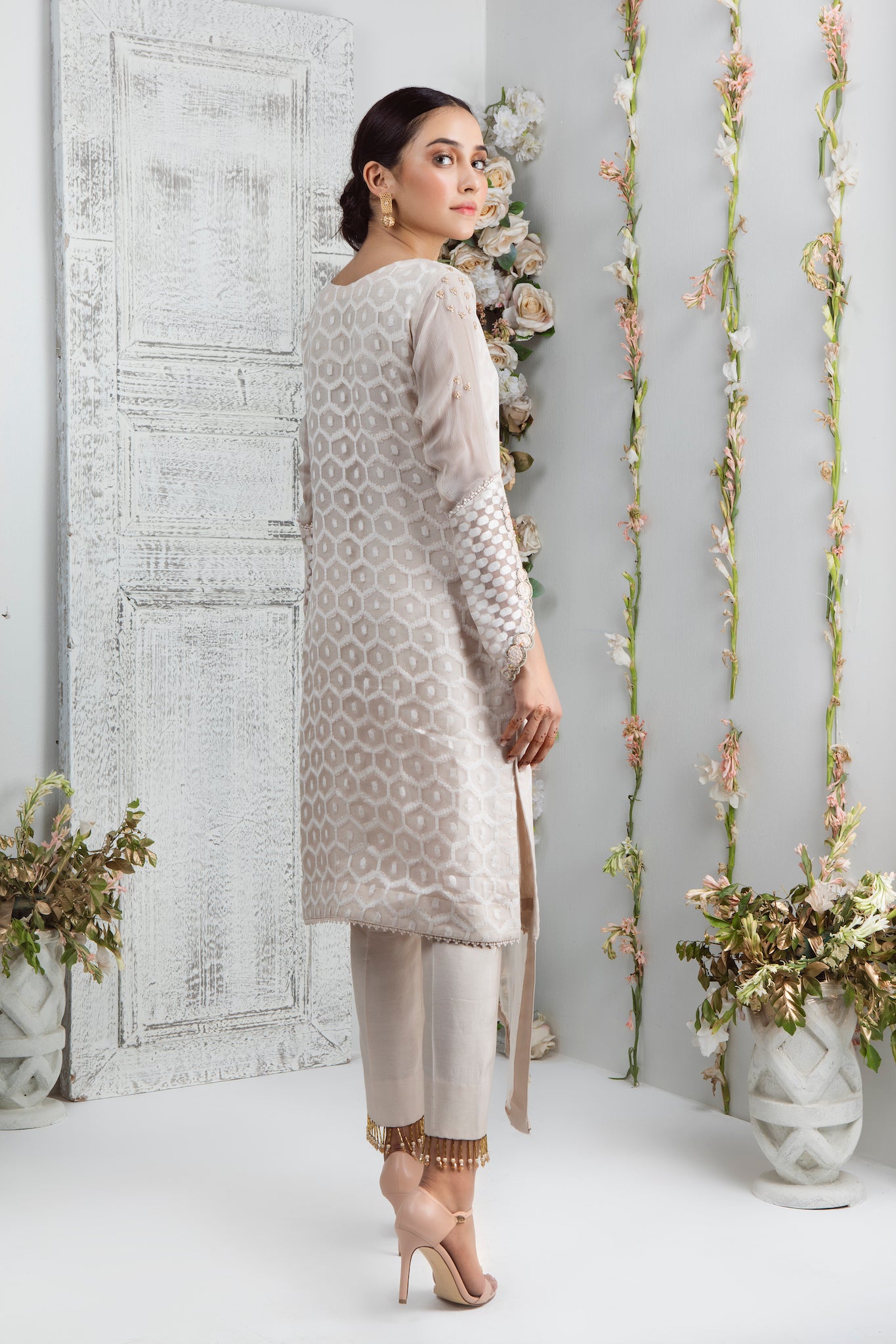Sea Shell | Pakistani Designer Outfit | Sarosh Salman