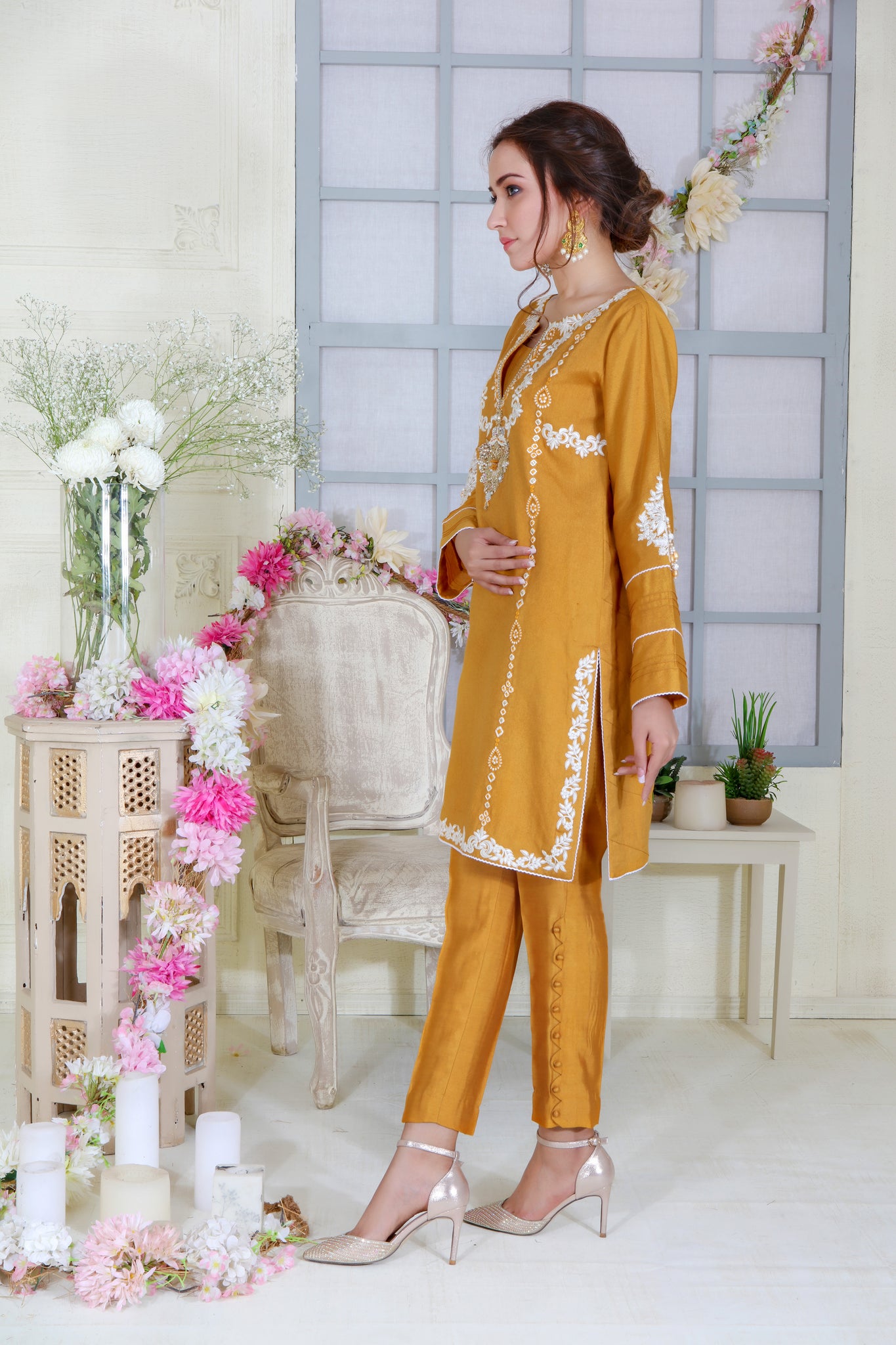 Medallion | Pakistani Designer Outfit | Sarosh Salman