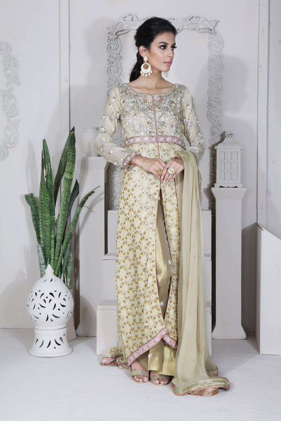 Luna | Pakistani Designer Outfit | Sarosh Salman