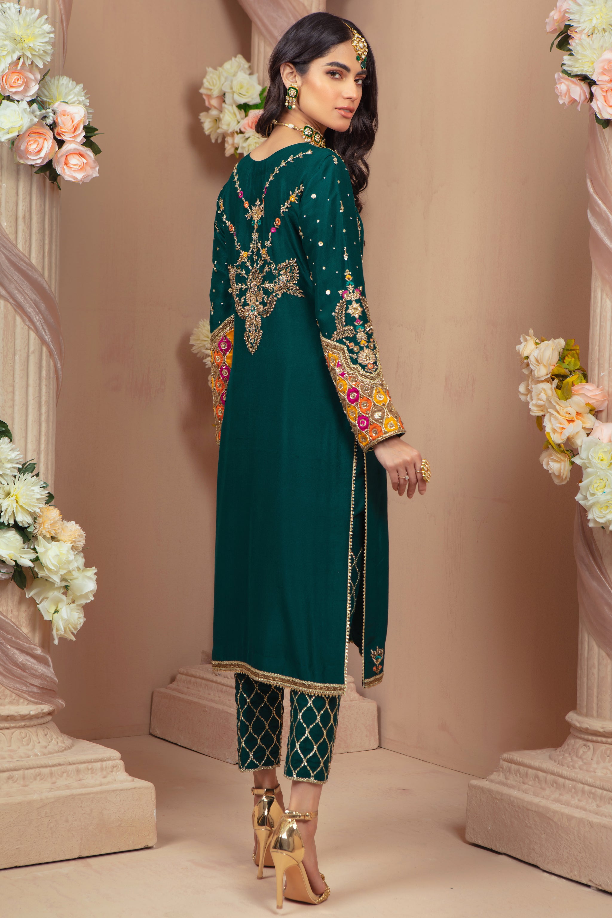 Laana | Pakistani Designer Outfit | Sarosh Salman