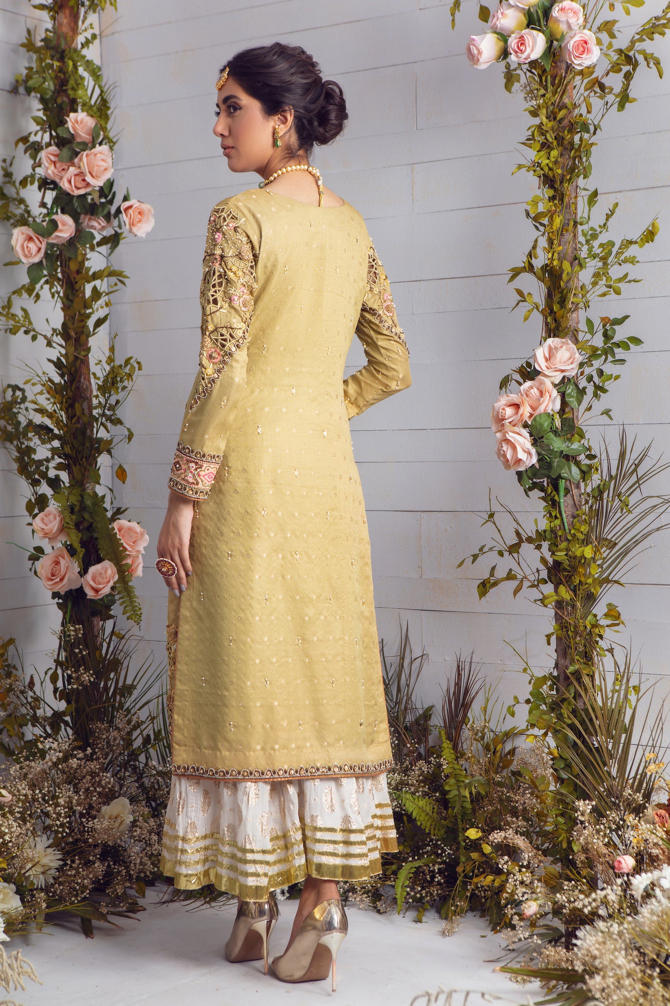 Vintage | Pakistani Designer Outfit | Sarosh Salman