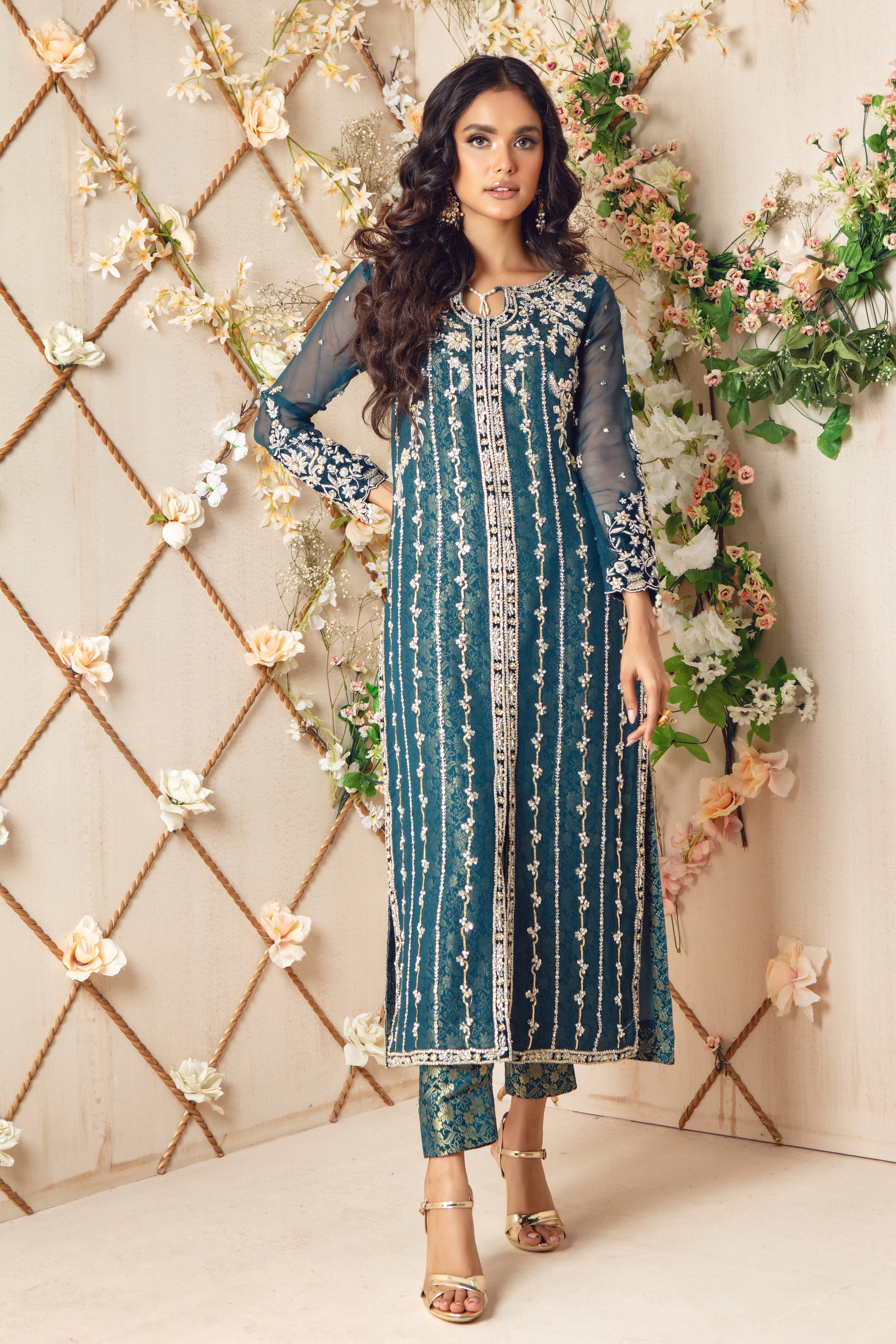 Azka | Pakistani Designer Outfit | Sarosh Salman