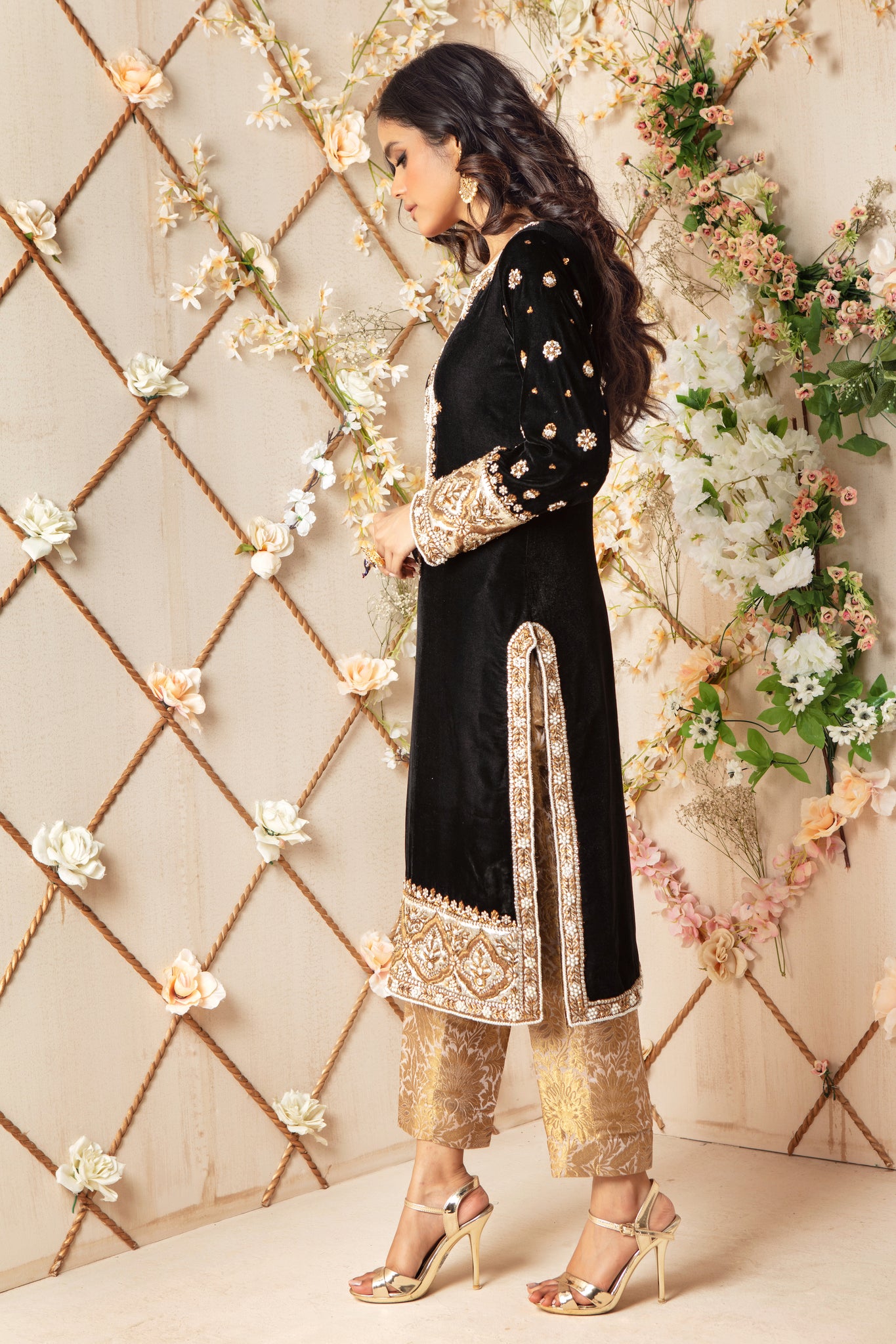 Eira | Pakistani Designer Outfit | Sarosh Salman