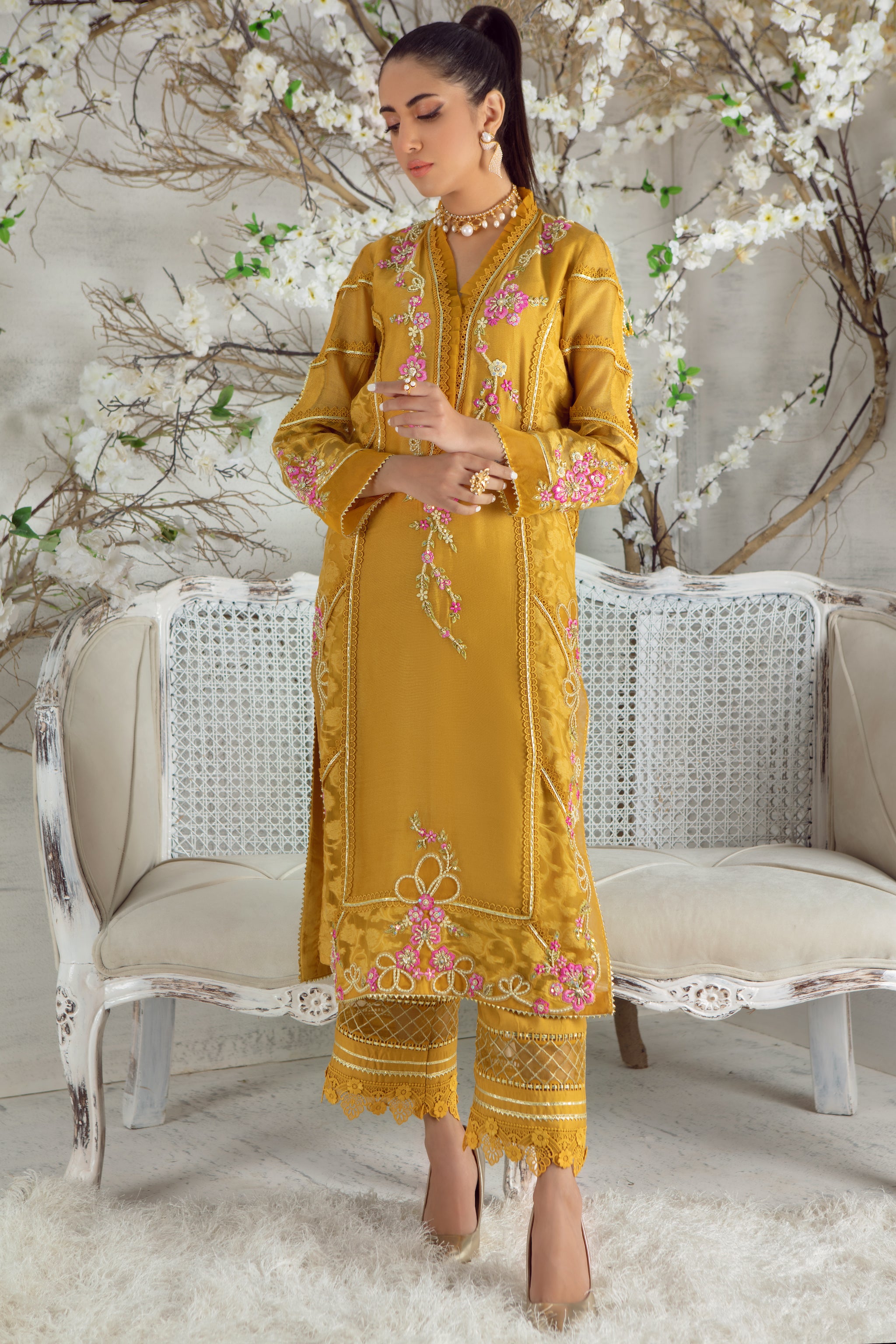 Amber | Pakistani Designer Outfit | Sarosh Salman