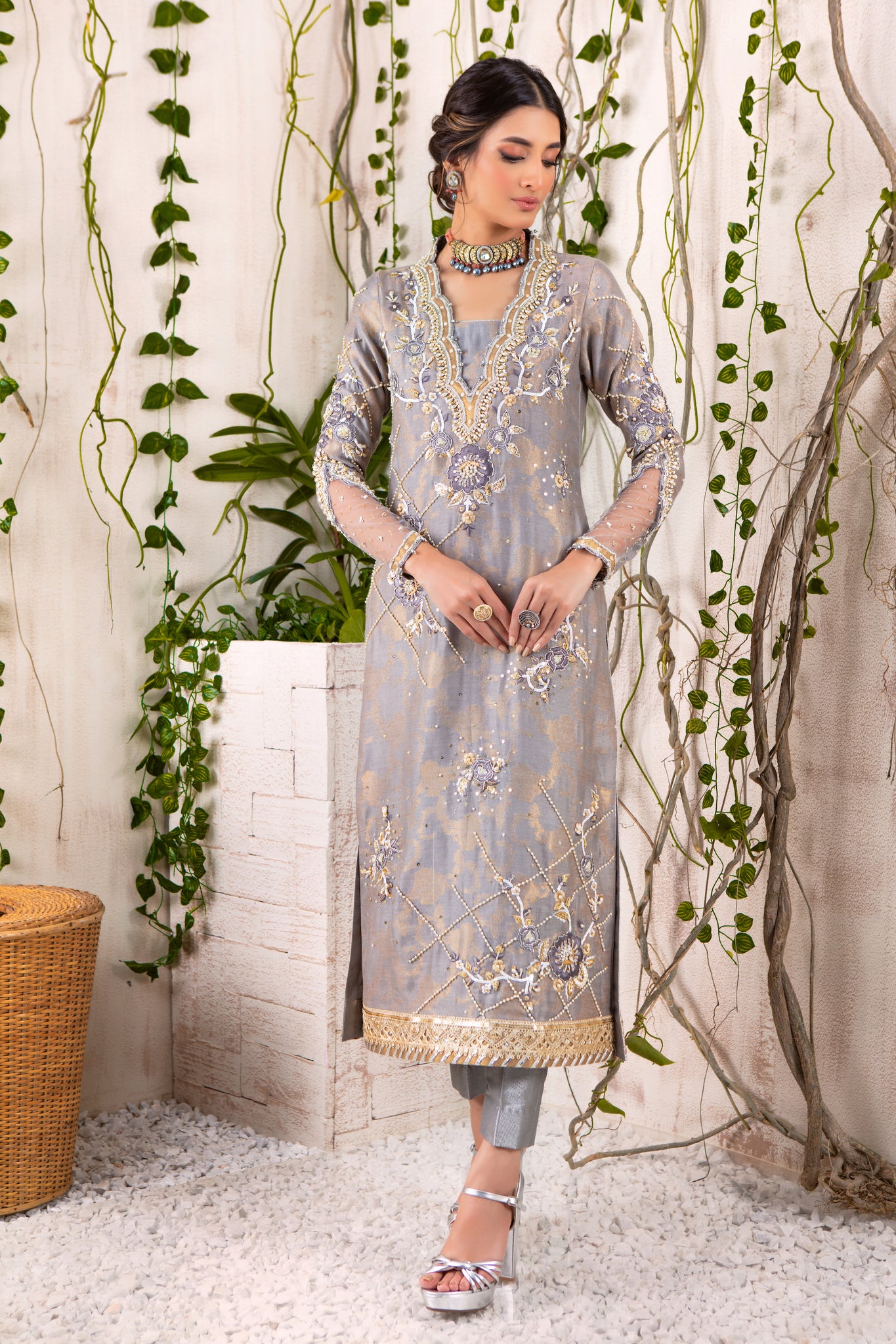 Mahsa | Pakistani Designer Outfit | Sarosh Salman