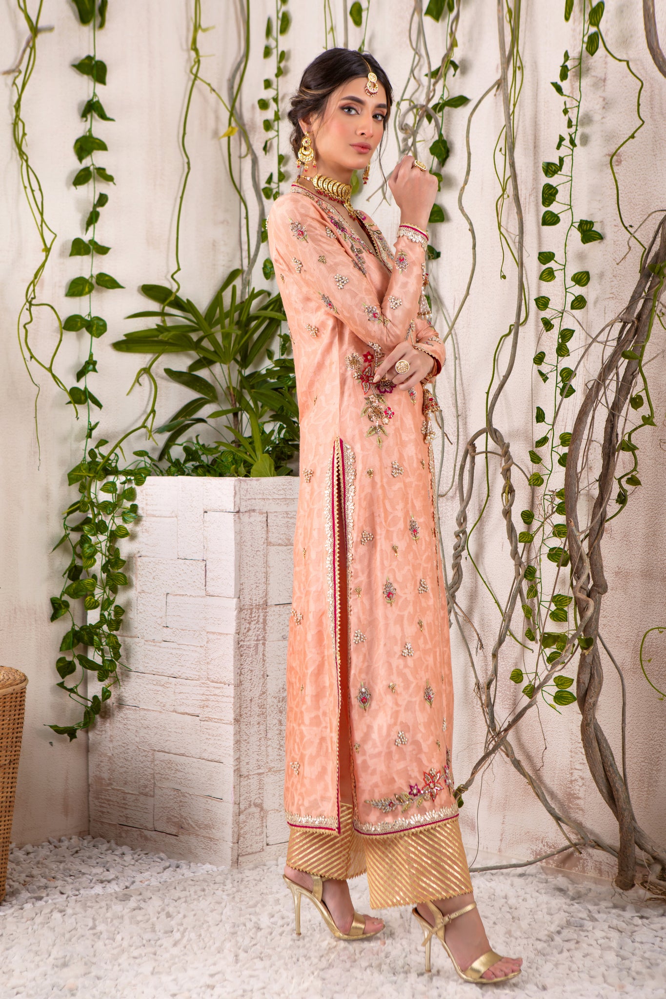 Nedah | Pakistani Designer Outfit | Sarosh Salman