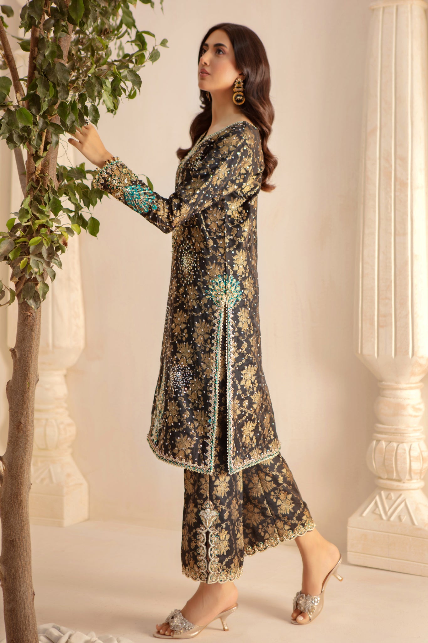 Zille | Pakistani Designer Outfit | Sarosh Salman