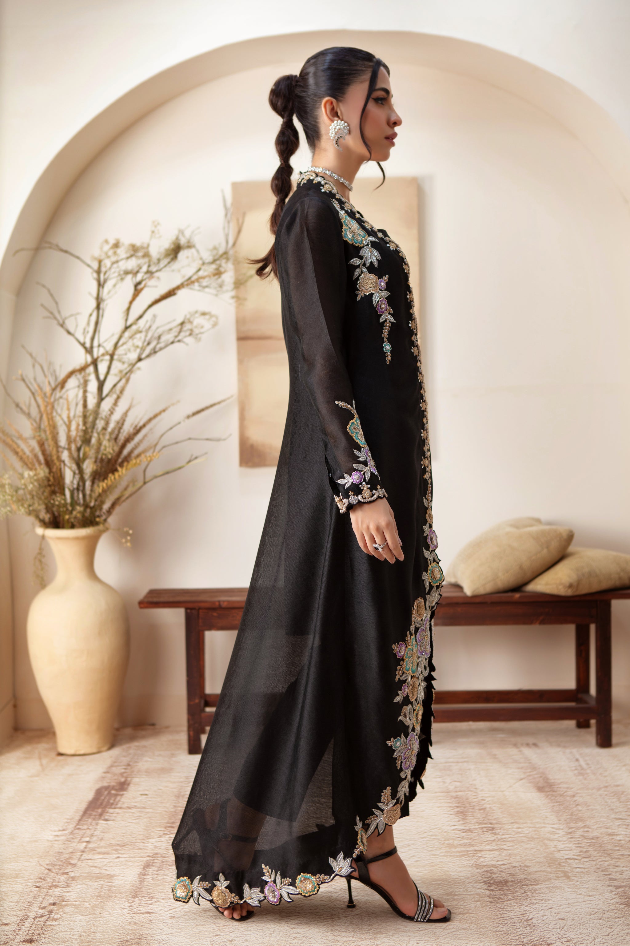 Starlet | Pakistani Designer Outfit | Sarosh Salman