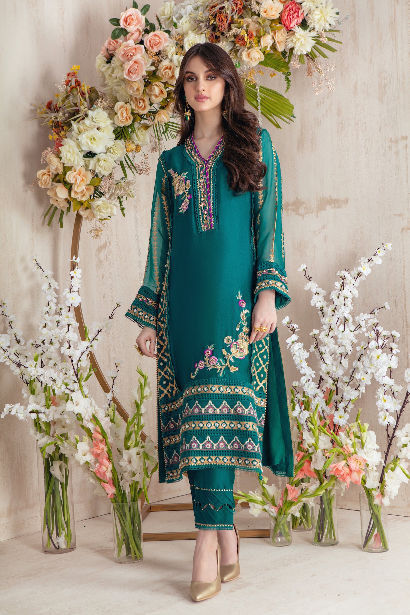 Raya | Pakistani Designer Outfit | Sarosh Salman
