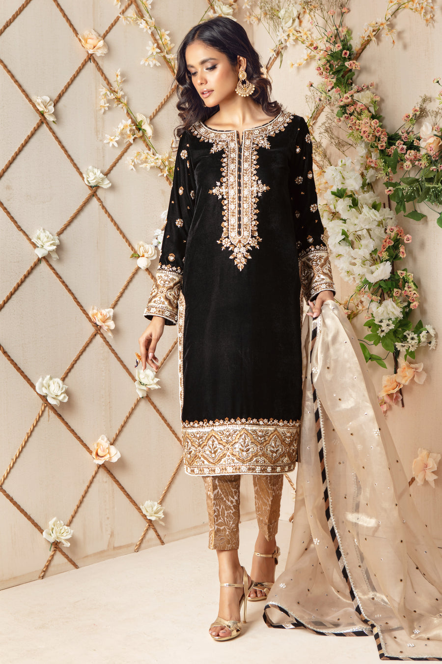 Eira | Pakistani Designer Outfit | Sarosh Salman