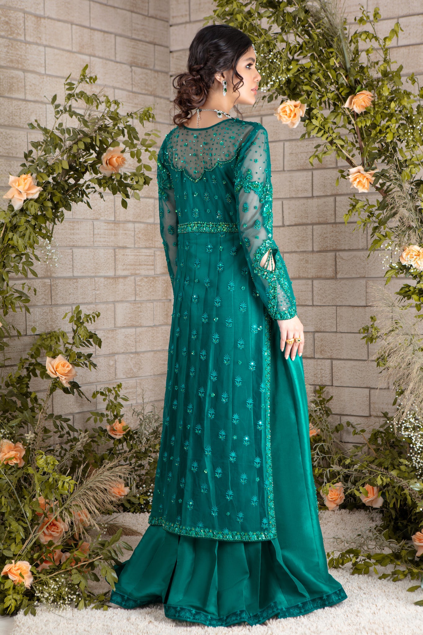 Lawana | Pakistani Designer Outfit | Sarosh Salman