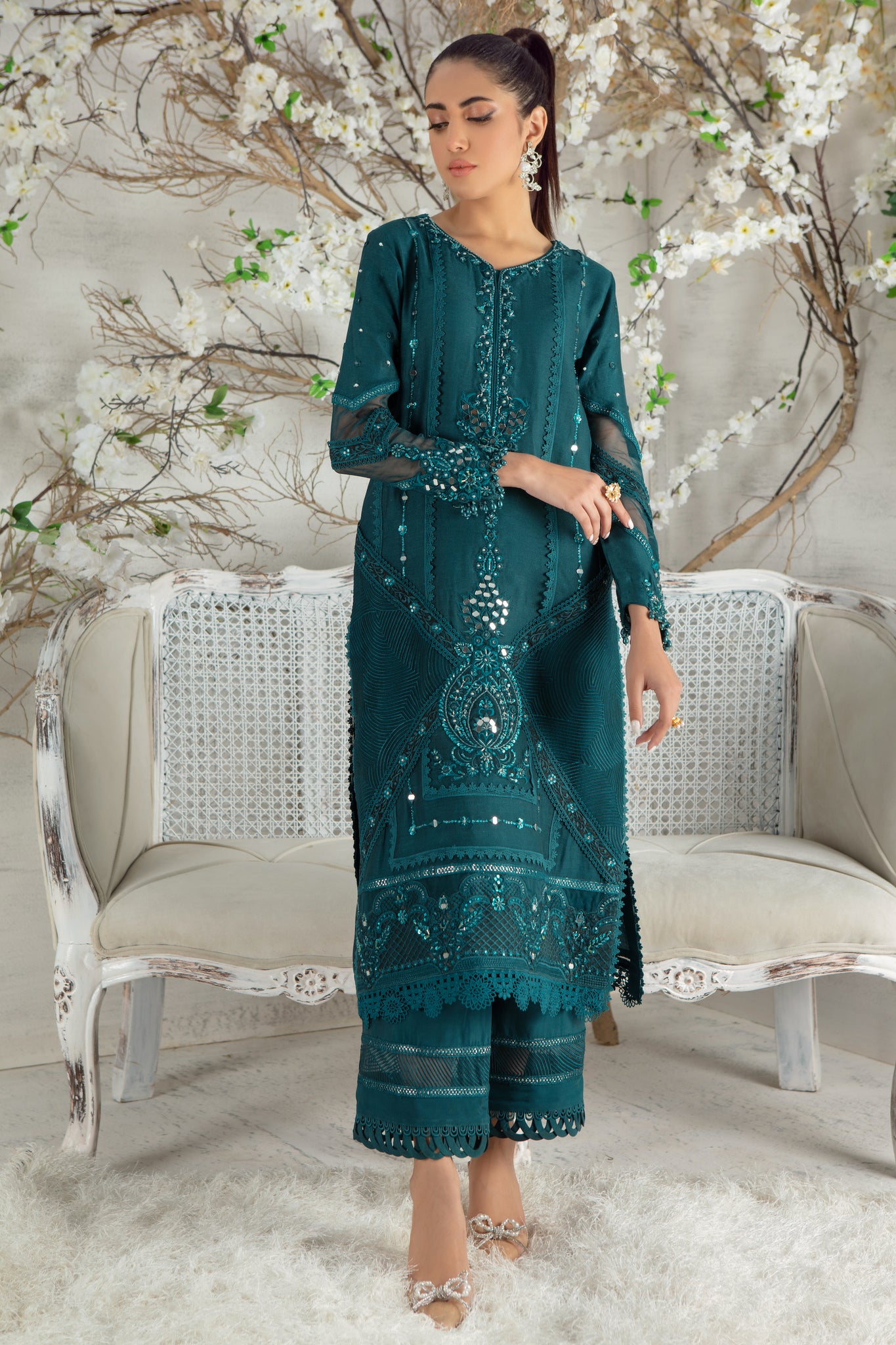 Juno | Pakistani Designer Outfit | Sarosh Salman