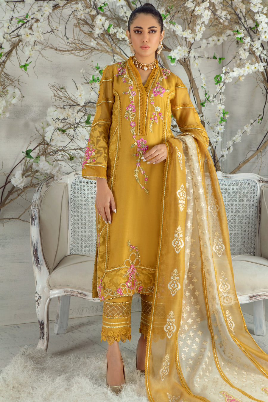 Amber | Pakistani Designer Outfit | Sarosh Salman
