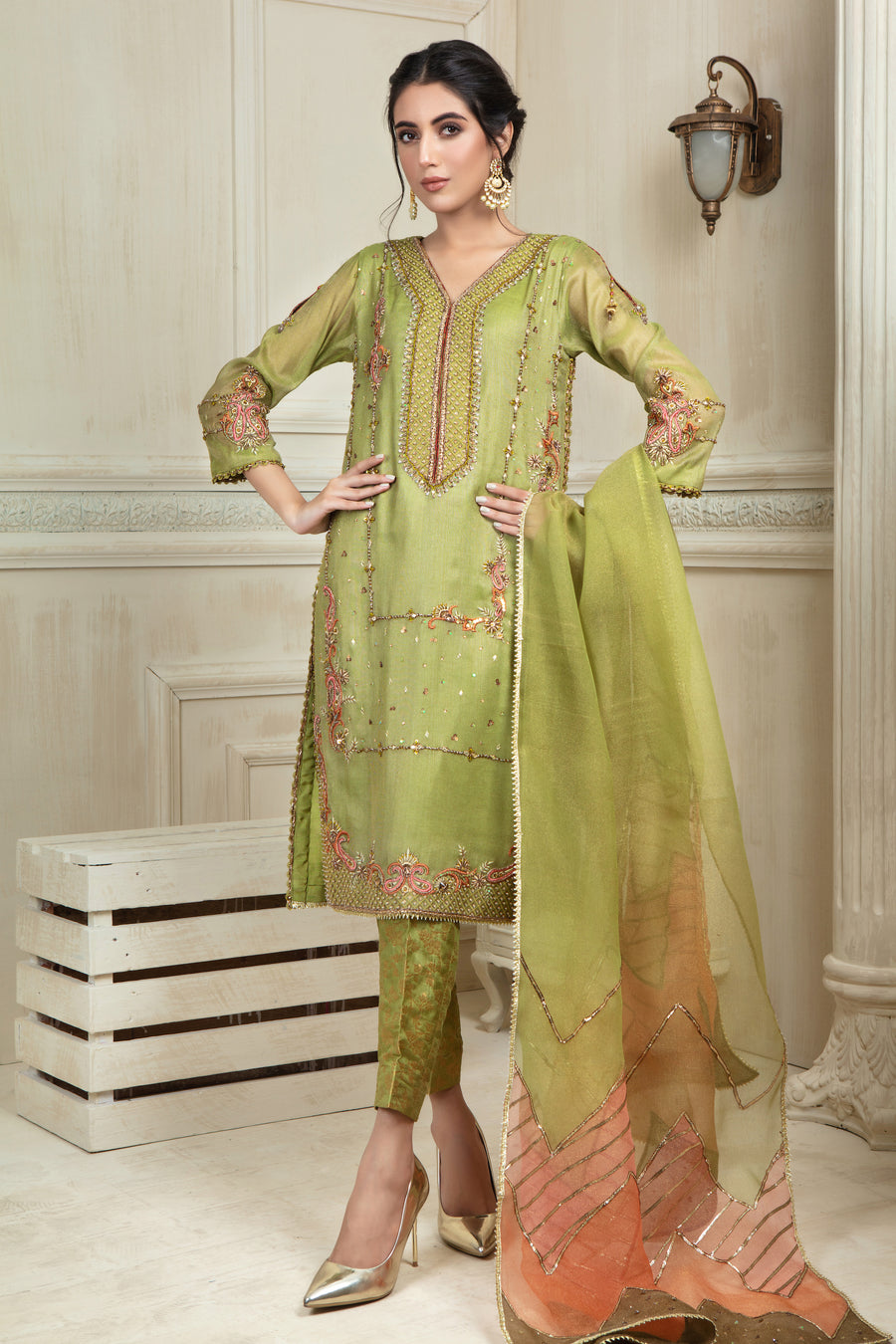 Finnah | Pakistani Designer Outfit | Sarosh Salman