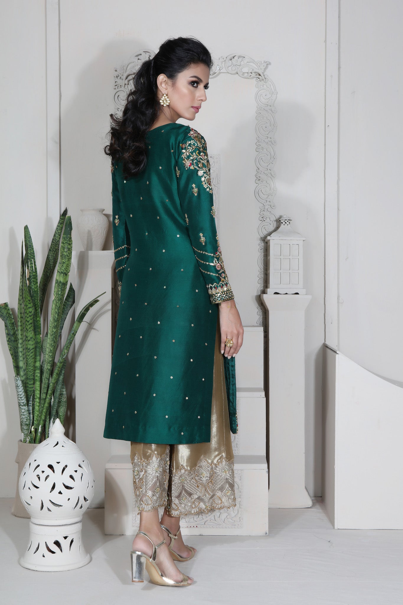 Nessa | Pakistani Designer Outfit | Sarosh Salman