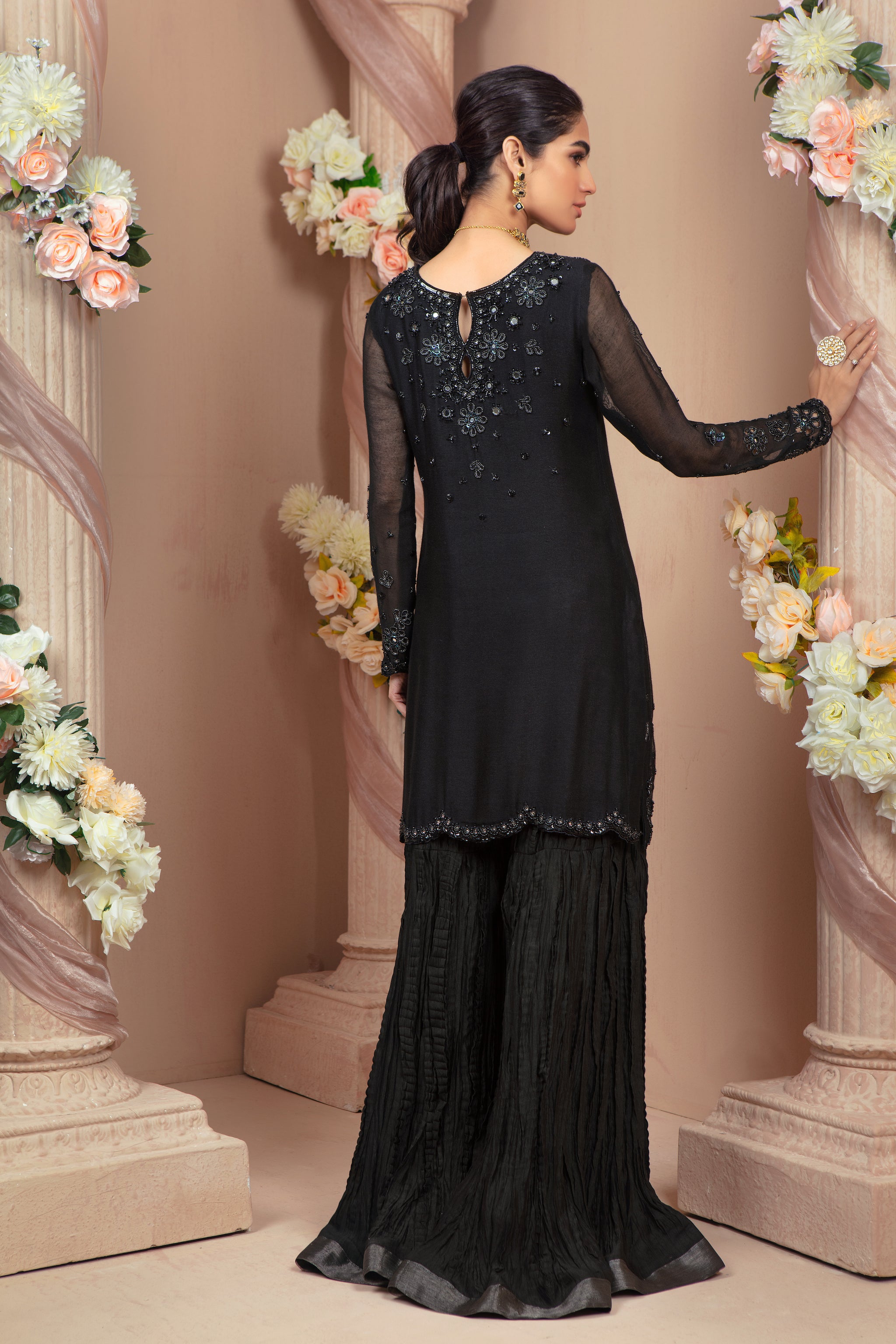 Elle | Pakistani Designer Outfit | Sarosh Salman