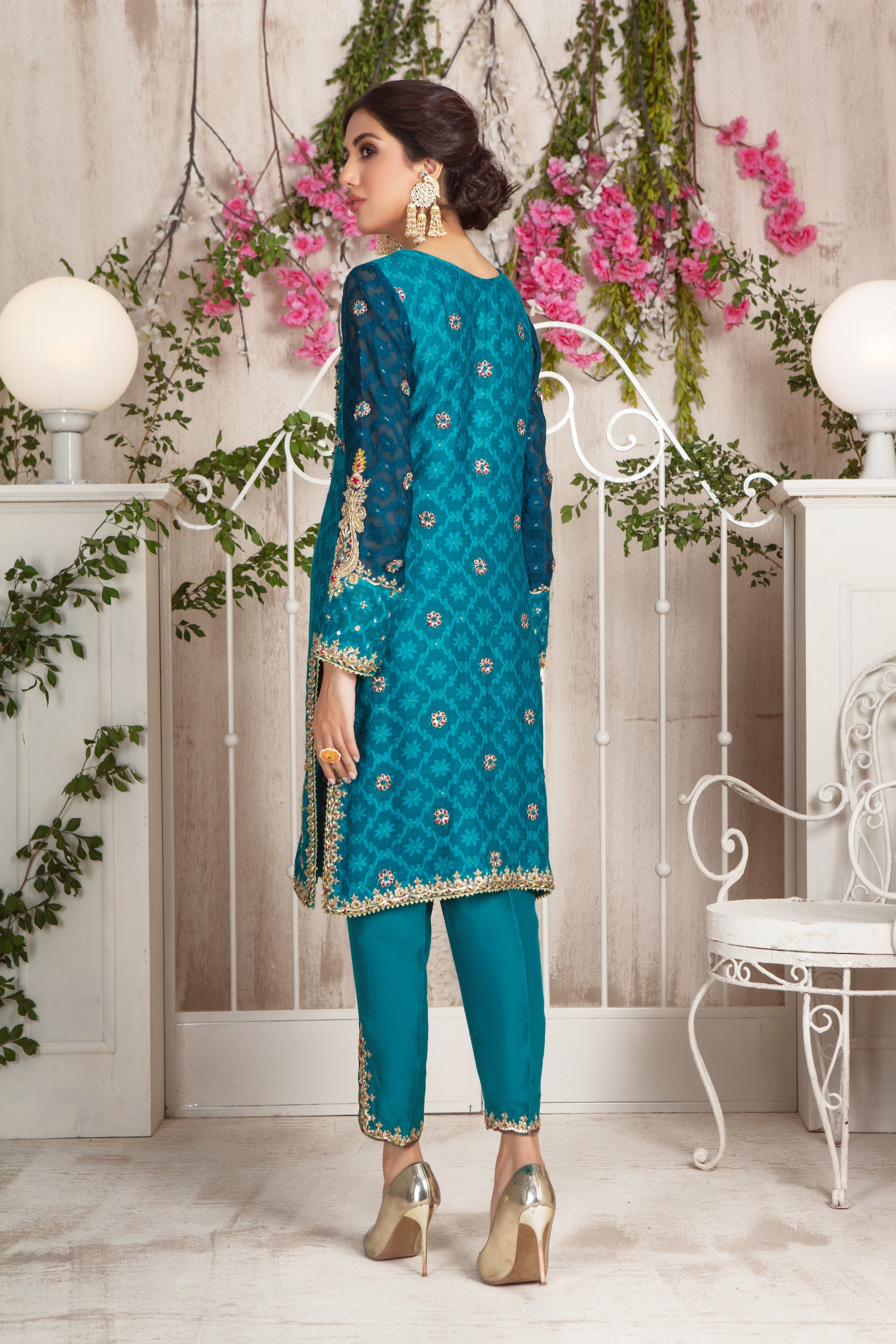 Sila | Pakistani Designer Outfit | Sarosh Salman