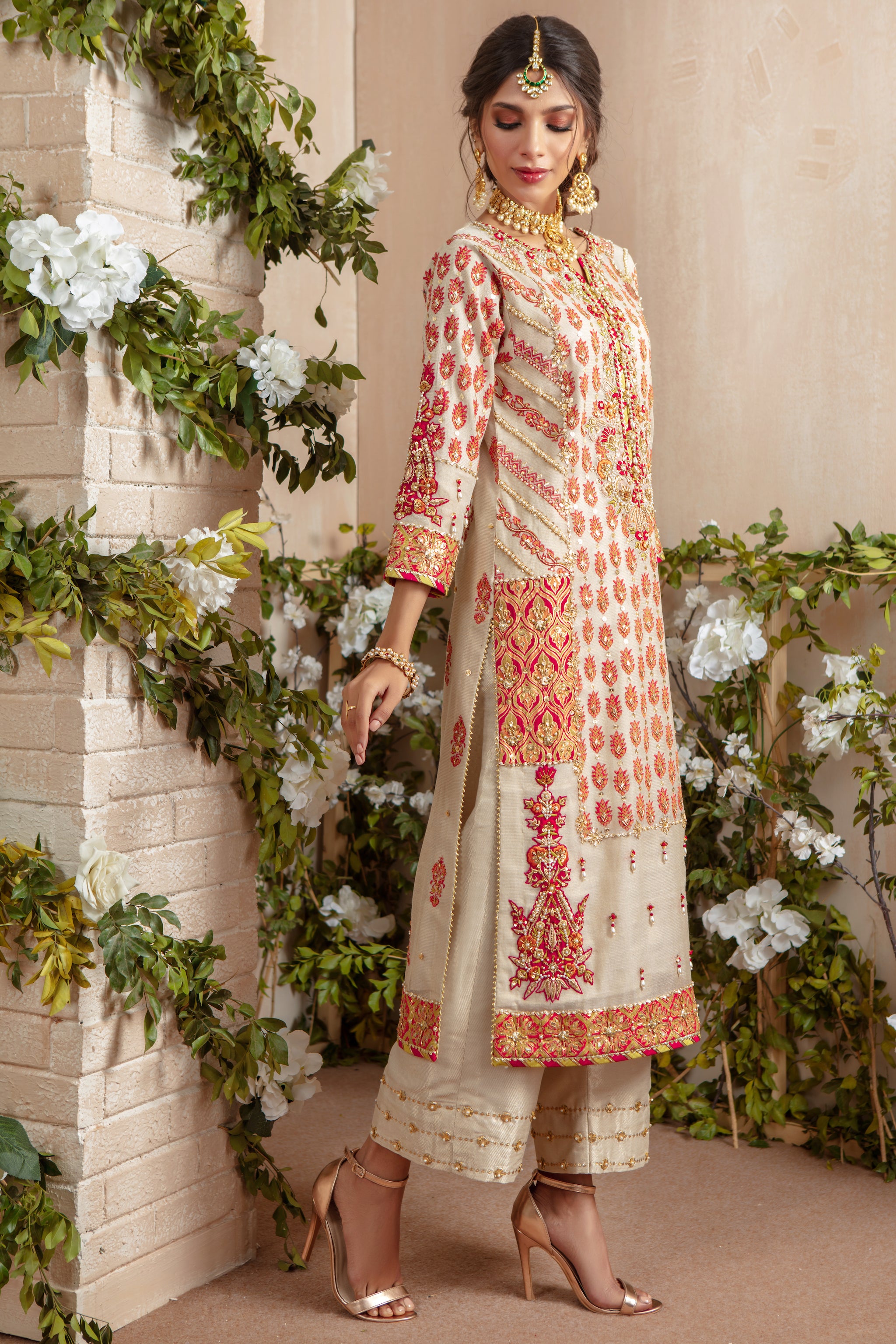 Paras | Pakistani Designer Outfit | Sarosh Salman